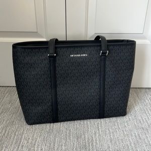 Black Michael Kors tote bag
